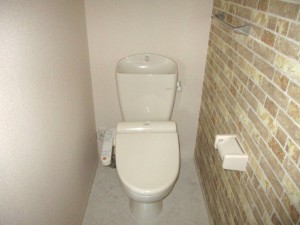 温水洗浄暖房便座付きトイレ