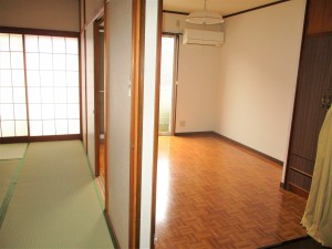和室６畳・押入(内装)